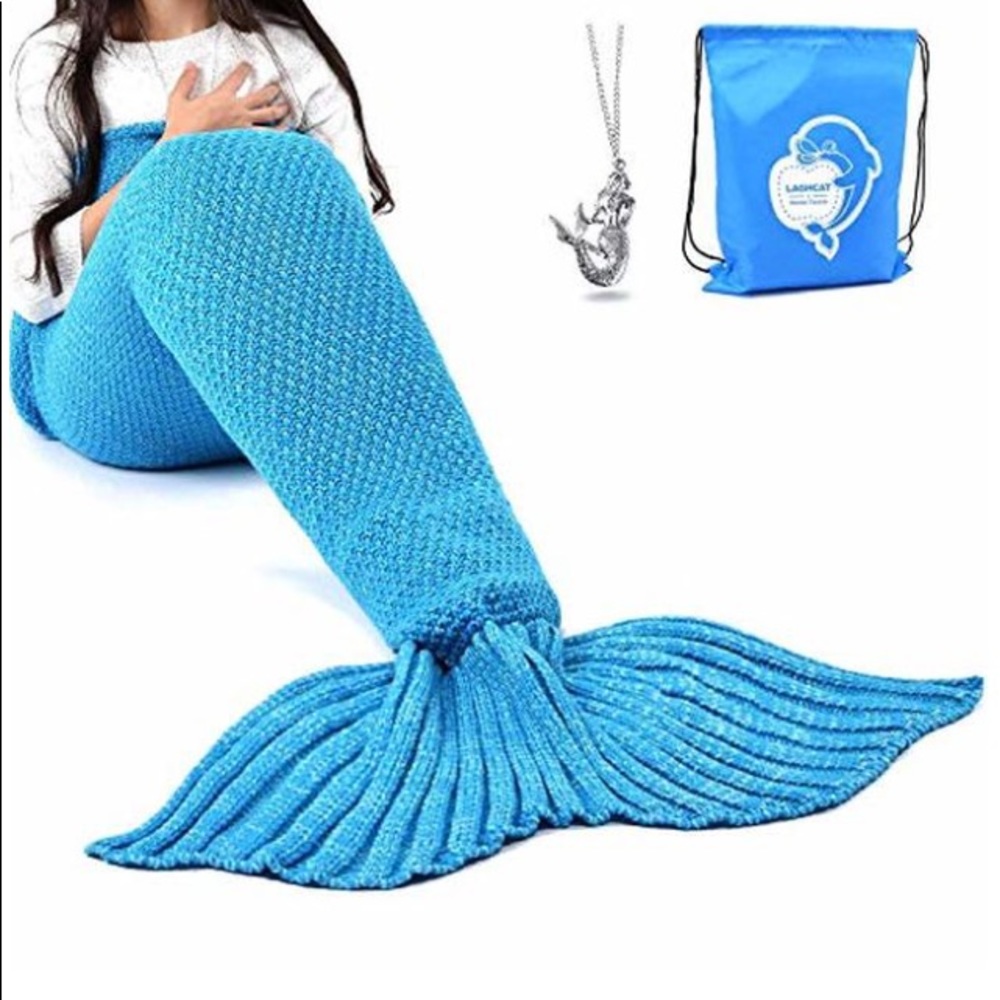 Mermaid blanket blue crochet new